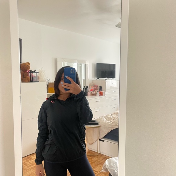 Gymshark signature raincoat - Picture 1 of 5